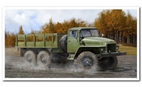Урал-375Д грузовик 6х6.